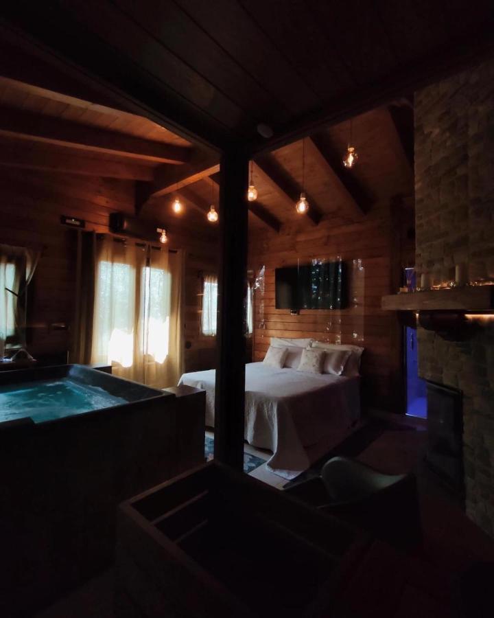 Mini Spa In Chalet Bosco E Trullo 奇斯泰尼诺 外观 照片