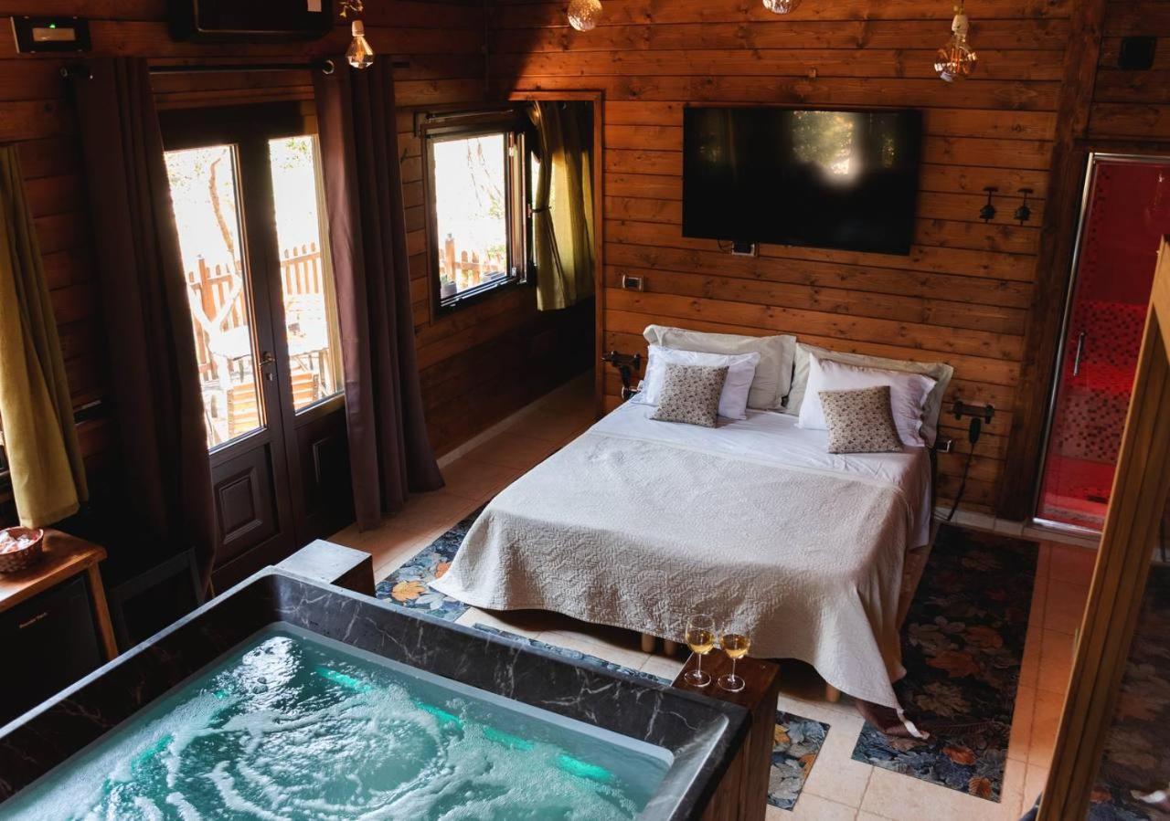 Mini Spa In Chalet Bosco E Trullo 奇斯泰尼诺 外观 照片